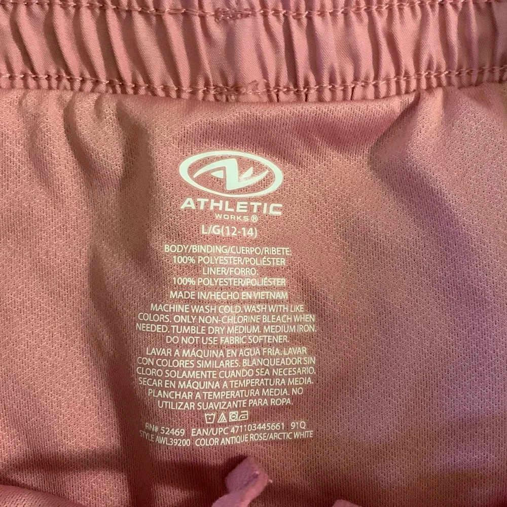 Women's Athletic Shorts - Picture 3 of 3